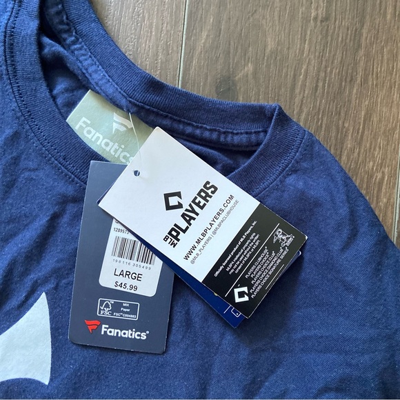 Yankee’s Tee - Picture 3 of 4